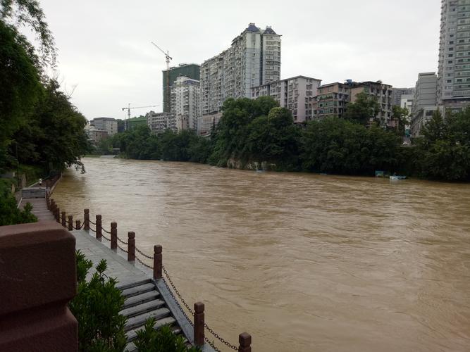 恩施天气为啥一直下雨?恩施每年天气情况-图3 恩施天气为啥一直下雨?恩施每年天气情况-图3