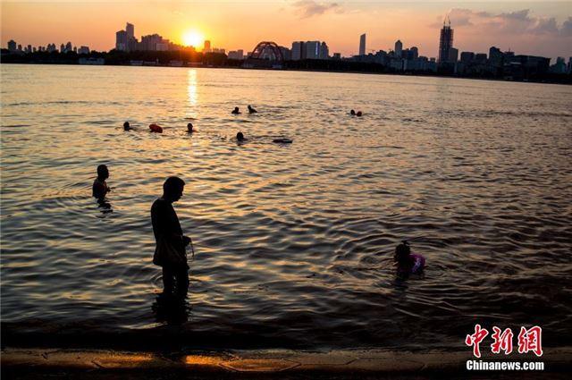 为什么有江的地方更热?江 岛天气情况-图2 为什么有江的地方更热?江 岛天气情况-图2