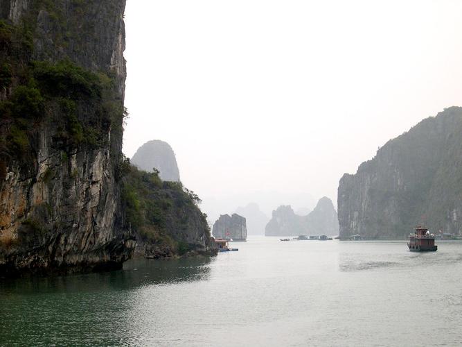 越南下龙湾12月天气穿什么?越南12号天气情况-图2 越南下龙湾12月天气穿什么?越南12号天气情况-图2