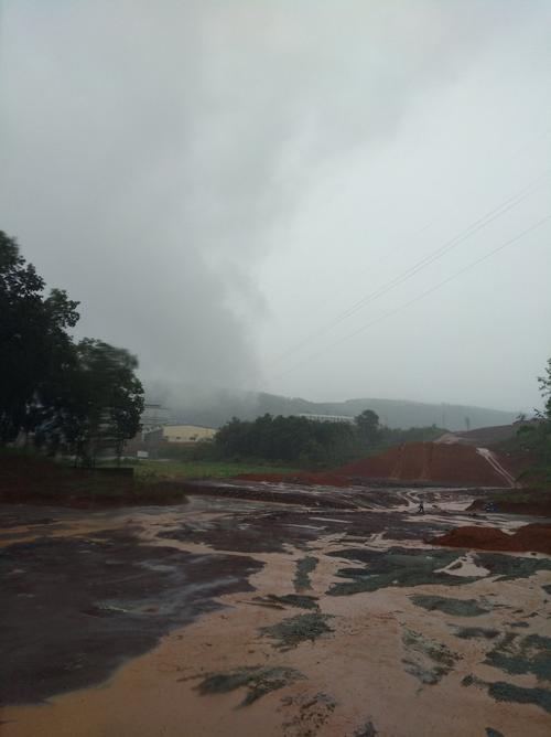 版纳下雨怎么玩?孟定镇天气情况-图3 版纳下雨怎么玩?孟定镇天气情况-图3