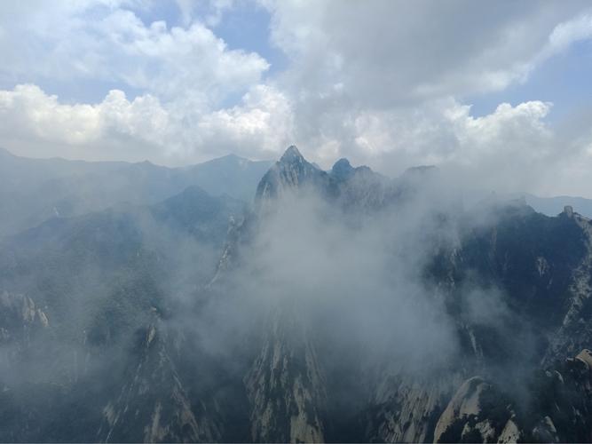 今天华山山顶天气如何?华山山顶天气情况-图2 今天华山山顶天气如何?华山山顶天气情况-图2