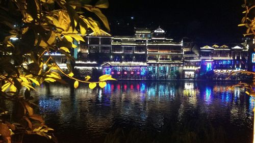 湖南凤凰古城7月份温度?凤凰16号天气情况-图3 湖南凤凰古城7月份温度?凤凰16号天气情况-图3