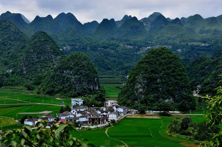 贵州万峰林几月份最好?贵州万峰林天气情况-图2 贵州万峰林几月份最好?贵州万峰林天气情况-图2