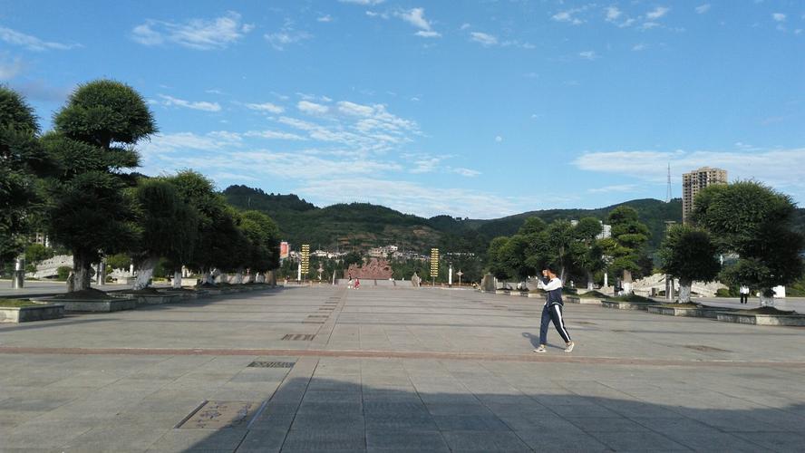最近去贵州旅游安全吗?瓮安这周天气情况-图3 最近去贵州旅游安全吗?瓮安这周天气情况-图3
