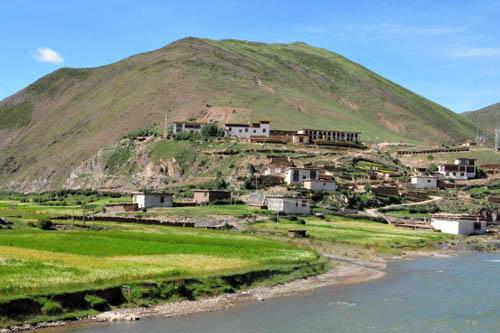 强嘎村旅游小镇海拔高度是多少?貢覺縣天气情况-图3 强嘎村旅游小镇海拔高度是多少?貢覺縣天气情况-图3
