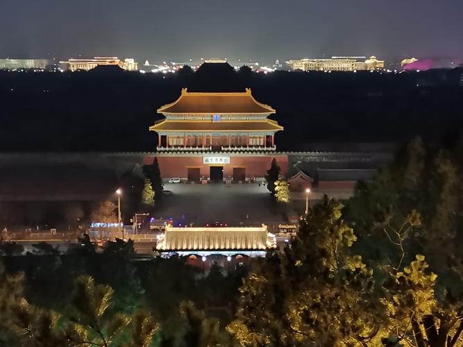 景山公园晚上能拍到故宫亮灯吗？徐州大景山天气情况