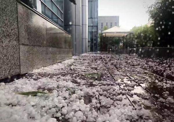 上海松江今天下冰雹了吗?上海嘉定北天气情况-图2 上海松江今天下冰雹了吗?上海嘉定北天气情况-图2