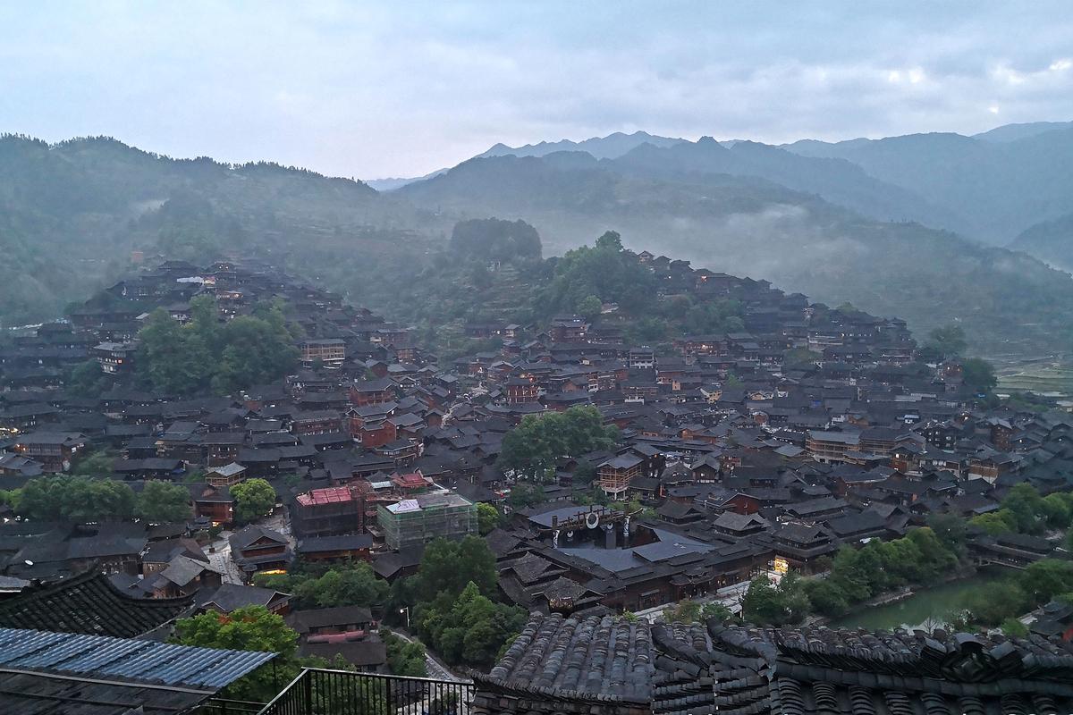千户苗寨温度现在多少?贵州西江苗寨天气情况-图3 千户苗寨温度现在多少?贵州西江苗寨天气情况-图3