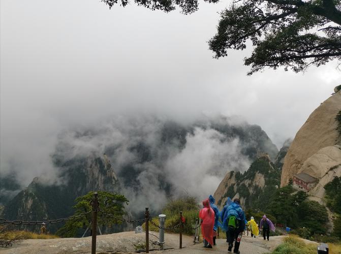 国庆华山下雨还能玩吗？国庆期间华山天气情况-图2