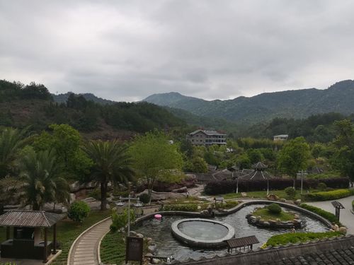 龙岩天一温泉度假村和天子温泉度假村哪个好玩？天一温泉天气情况