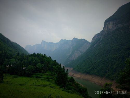 恩施现在的天气穿什么合适?下周恩施的天气情况-图2 恩施现在的天气穿什么合适?下周恩施的天气情况-图2
