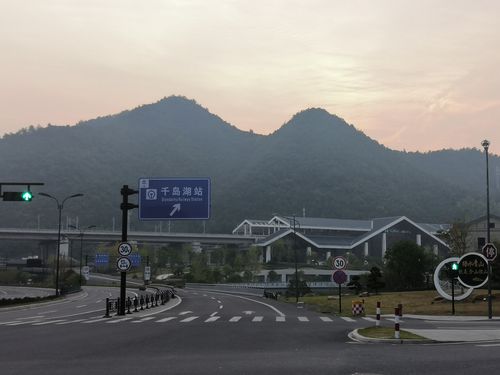五一去杭州穿什么衣服合适?临安五一假期天气情况-图3 五一去杭州穿什么衣服合适?临安五一假期天气情况-图3