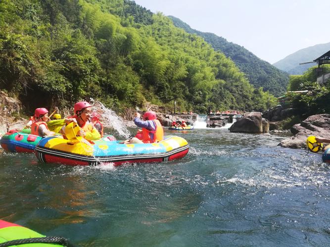 十月份去安吉漂流水会冷吗？安吉到景区天气情况-图3