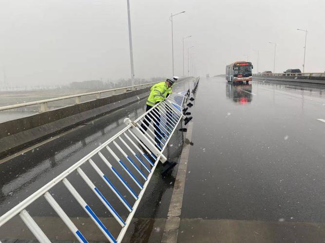 芜湖路上结冰了吗？衣服 芜湖今天气情况