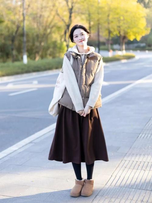 25度的天气适合穿什么衣服?查25号天气情况-图3 25度的天气适合穿什么衣服?查25号天气情况-图3