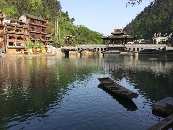 湖南凤凰县海拔多少米?凤凰县天气情况-图3 湖南凤凰县海拔多少米?凤凰县天气情况-图3