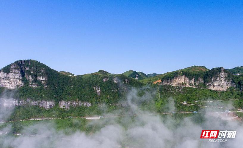 湖南龙山八面山夏天白天凉爽吗？湖西龙山的天气情况