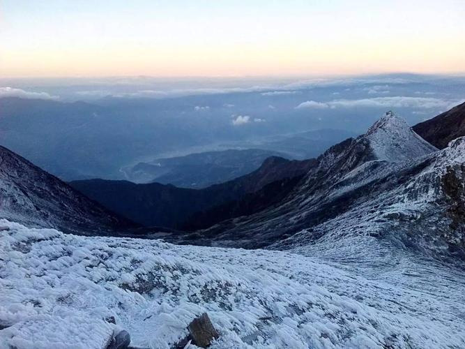 大理苍山现在的温度是多少?近期大理苍山天气情况-图2 大理苍山现在的温度是多少?近期大理苍山天气情况-图2