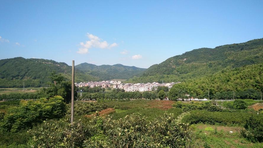 浙江临海那边怎么样？环境，气候，消费水平等等~？射阳临海镇天气情况