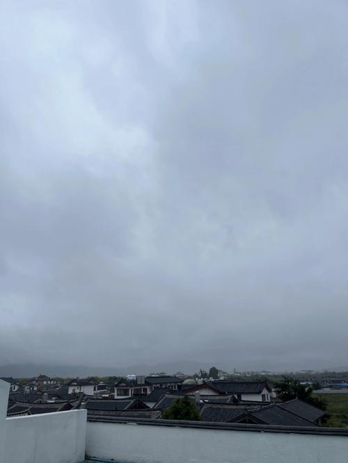 9月份昆明丽江下雨是一直下吗？月底丽江的天气情况