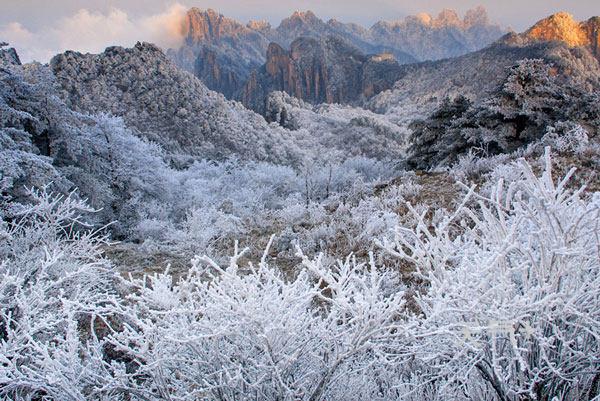 黄山冬天多少度?安徽黄山什么天气情况-图1 黄山冬天多少度?安徽黄山什么天气情况-图1