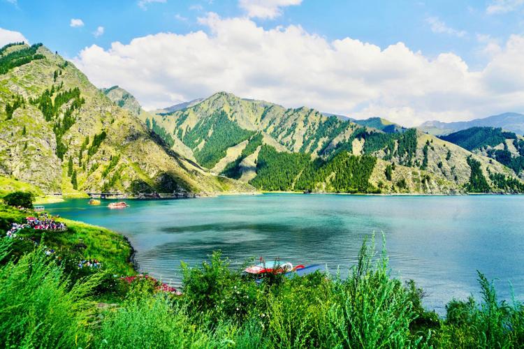 天山天池几点去好?天山天池半月天气情况-图2 天山天池几点去好?天山天池半月天气情况-图2