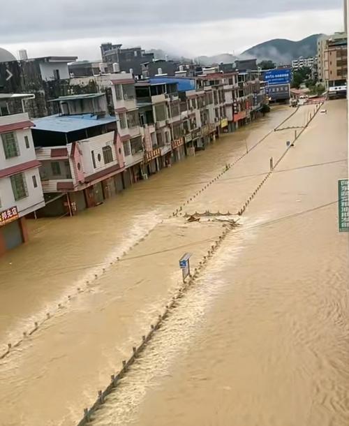 高铁英德站和韶关站暴雨有影响吗？近日广东英德天气情况