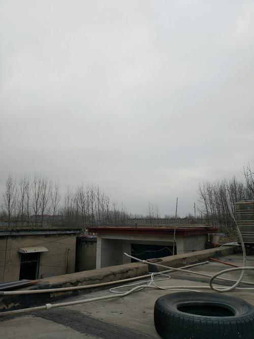 就临沂现在这个气温穿什么样的衣服比较合适?临沂12日天气情况-图3 就临沂现在这个气温穿什么样的衣服比较合适?临沂12日天气情况-图3