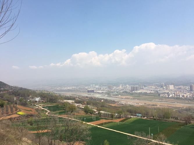 陕西省蓝田县产苹果吗?西安蓝田的天气情况-图3 陕西省蓝田县产苹果吗?西安蓝田的天气情况-图3