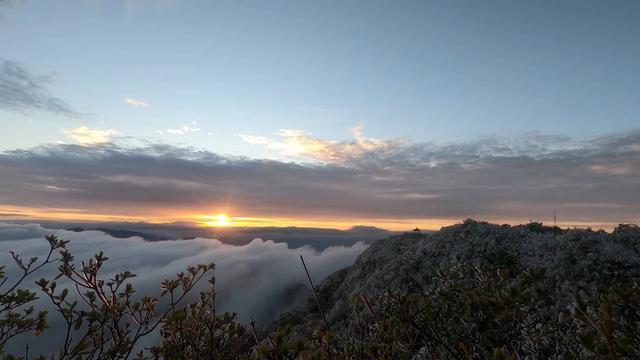 回龙山云海晚霞观赏时间?回龙天界天气情况-图1 回龙山云海晚霞观赏时间?回龙天界天气情况-图1