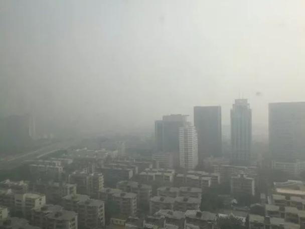 深圳为什么今天那么多雾?深圳实际时天气情况-图2 深圳为什么今天那么多雾?深圳实际时天气情况-图2