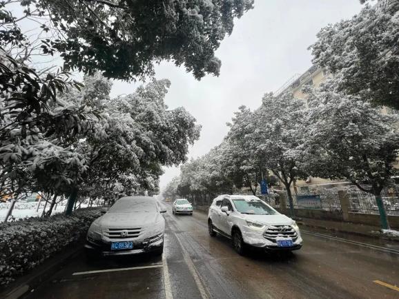 蚌埠下雪有暴雪吗?蚌埠明天的天气情况-图3 蚌埠下雪有暴雪吗?蚌埠明天的天气情况-图3
