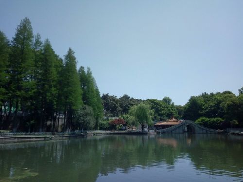 岳阳十月份穿什么衣服？10月岳阳天气情况