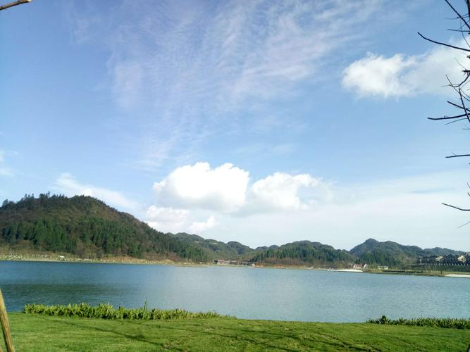 南天湖景区车可以开进去吗?丰都南天湖天气情况-图2 南天湖景区车可以开进去吗?丰都南天湖天气情况-图2