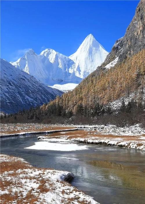 稻城亚丁冬天最冷多少度?稻城现在的天气情况-图2 稻城亚丁冬天最冷多少度?稻城现在的天气情况-图2