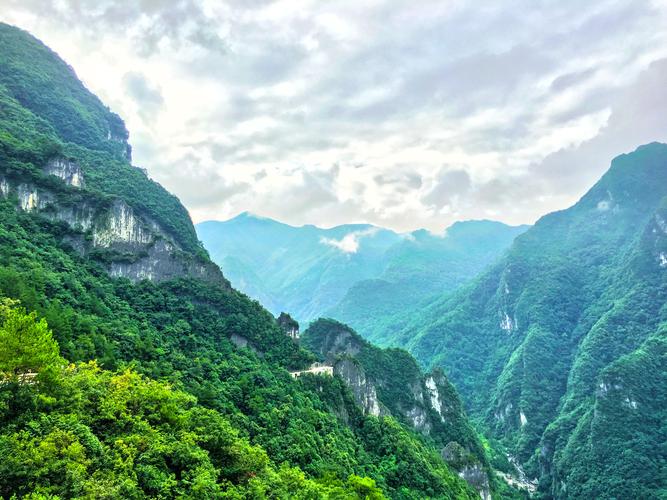 重庆到武陵山大裂谷坐车攻略?涪陵武陵山天气情况-图3 重庆到武陵山大裂谷坐车攻略?涪陵武陵山天气情况-图3