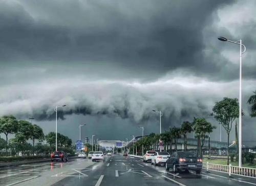 神农架天气经常下雨吗?房县明天的天气情况-图3 神农架天气经常下雨吗?房县明天的天气情况-图3