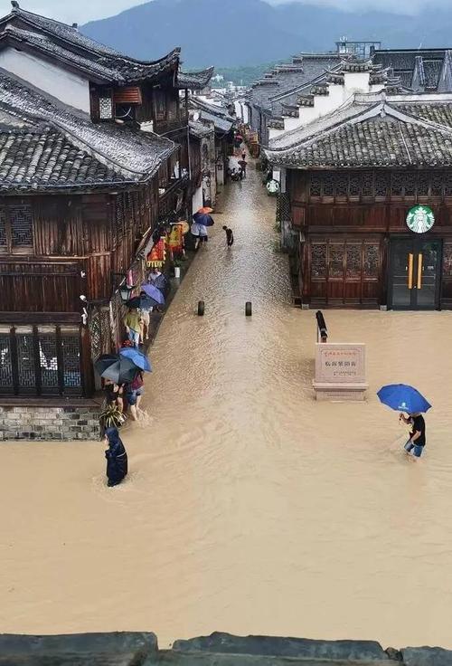 上海松江容易被淹吗?松江明天的天气情况-图2 上海松江容易被淹吗?松江明天的天气情况-图2