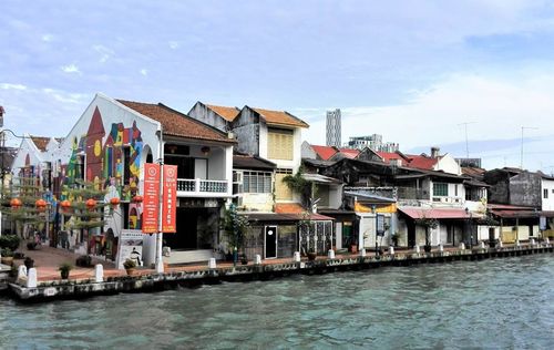 马来西亚天气穿什么衣服合适?马兰希亚天气情况-图3 马来西亚天气穿什么衣服合适?马兰希亚天气情况-图3